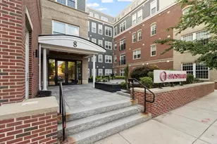 8 Sanborn St, Reading, MA 01867 - Photo 1