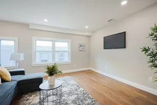 11 Watson St, Somerville, MA 02144 - Photo 3