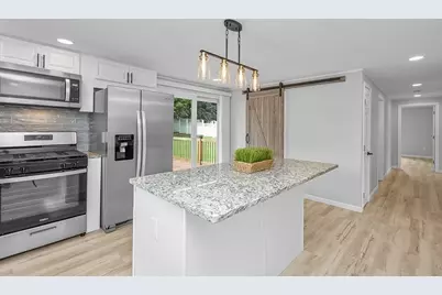 59 Racicot Ave, Webster, MA 01570 - Photo 5