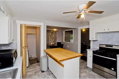 104 Narragansett St, Springfield, MA 01107 - Photo 11