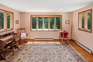 41 Prospect Gdns, Ludlow, MA 01056 - Photo 5