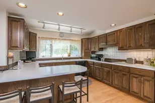 1753 S East St, Amherst, MA 01002 - Photo 13