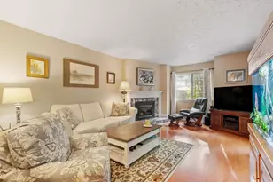 44 Voyagers Ln, Ashland, MA 01721 - Photo 3