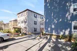 12 Alpine St, Boston, MA 01610 - Photo 39