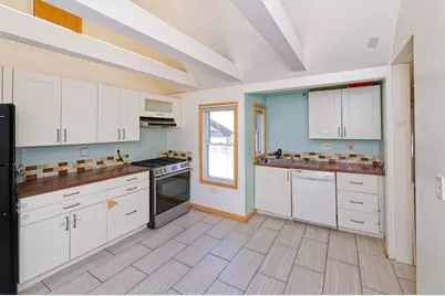 7 Cross St, Natick, MA 01760 - Photo 5