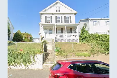 103 West St #2nd Fl, Holyoke, MA 01040 - Photo 1