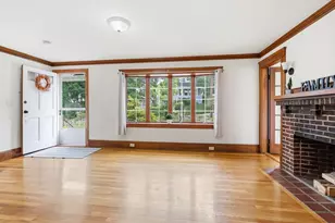 131 Highland Ave, Arlington, MA 02476 - Photo 5