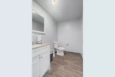 176 High St, Holyoke, MA 01040 - Photo 9