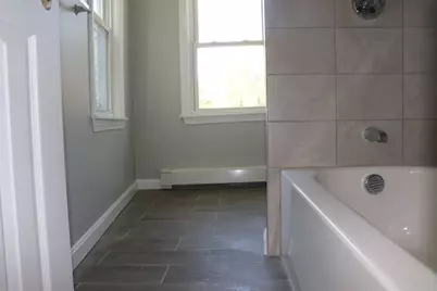 60 Broad St #1, Lynn, MA 01901 - Photo 7