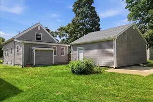 246 Thurber Ave, Attleboro, MA 02703 - Photo 13