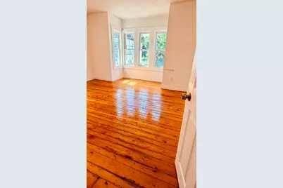 502 Fourth St #2W, Fall River, MA 02721 - Photo 1