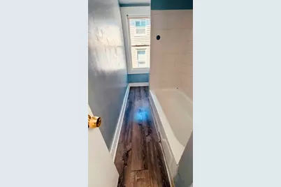 502 Fourth St #2W, Fall River, MA 02721 - Photo 11
