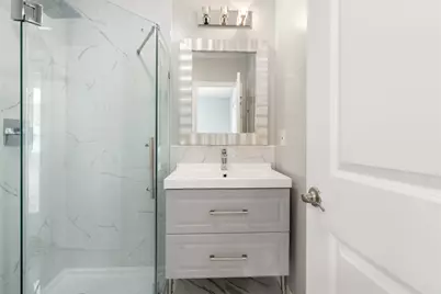 574-576 Lagrange St #576, Boston, MA 02132 - Photo 15
