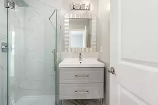 574-576 Lagrange St, Boston, MA 02132 - Photo 15