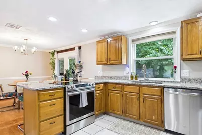 77 Briar Rd, Taunton, MA 02780 - Photo 11