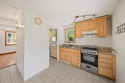 23 Hayward #23, Randolph, MA 02368 - Photo 5