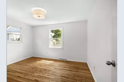 1747 Highland Avenue, Fall River, MA 02720 - Photo 25