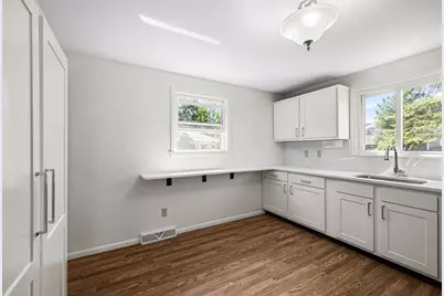 1747 Highland Avenue, Fall River, MA 02720 - Photo 29