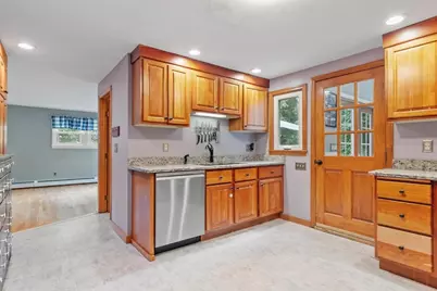 55 Dorothy Ave, Holden, MA 01520 - Photo 13