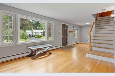 55 Dorothy Ave, Holden, MA 01520 - Photo 9