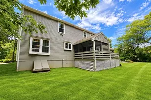17 Fox Run Rd, Medway, MA 02053 - Photo 5