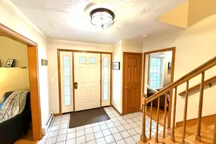 17 Fox Run Rd, Medway, MA 02053 - Photo 9