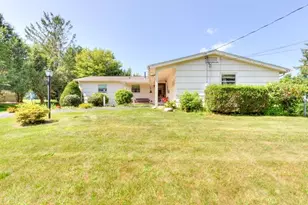 6 Burtenmar Cir, Paxton, MA 01612 - Photo 3