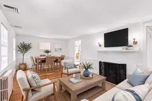35 Walnut St, Barnstable, MA 02601 - Photo 3