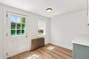 35 Walnut St, Barnstable, MA 02601 - Photo 7