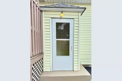 21 West Carpenter #B, Attleboro, MA 02703 - Photo 3