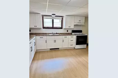 21 West Carpenter #B, Attleboro, MA 02703 - Photo 5