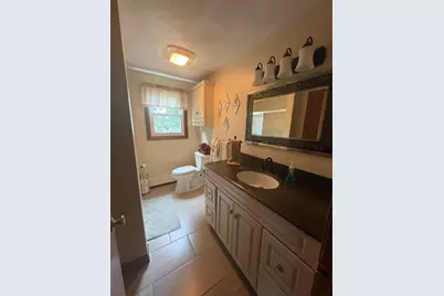 2 Fairmount Ave, Bristol, RI 02809 - Photo 7