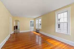 9 Glover St, Salem, MA 01970 - Photo 3