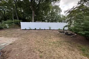 7 Globe St, Attleboro, MA 02703 - Photo 21