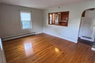 7 Globe St, Attleboro, MA 02703 - Photo 3