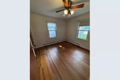 7 Globe St, Attleboro, MA 02703 - Photo 7