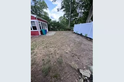 7 Globe St, Attleboro, MA 02703 - Photo 23