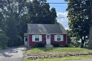 7 Globe St, Attleboro, MA 02703 - Photo 1