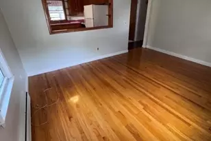 7 Globe St, Attleboro, MA 02703 - Photo 5
