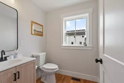 688 Westford St, Lowell, MA 01851 - Photo 37