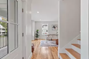 688 Westford St, Lowell, MA 01851 - Photo 23