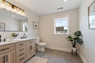 688 Westford St, Lowell, MA 01851 - Photo 35