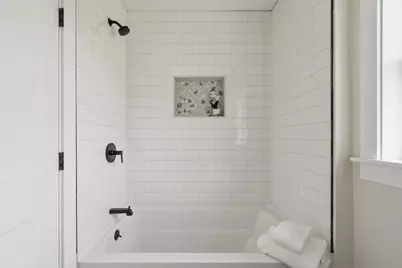 688 Westford St, Lowell, MA 01851 - Photo 33