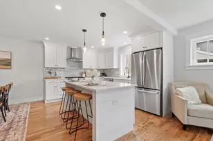 688 Westford St, Lowell, MA 01851 - Photo 15