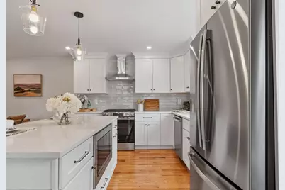 688 Westford St, Lowell, MA 01851 - Photo 9