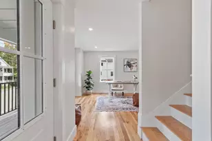 688 Westford St, Lowell, MA 01851 - Photo 23