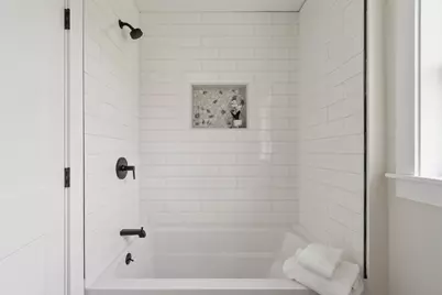 688 Westford St, Lowell, MA 01851 - Photo 33