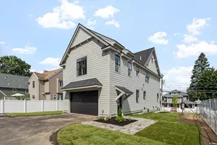 688 Westford St, Lowell, MA 01851 - Photo 5