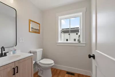 688 Westford St, Lowell, MA 01851 - Photo 37