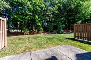 512 Ridgefield Cir, Clinton, MA 01510 - Photo 23